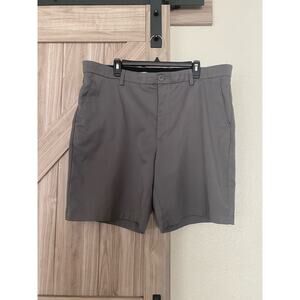Amazon Essentials mens 40 gray classic shorts